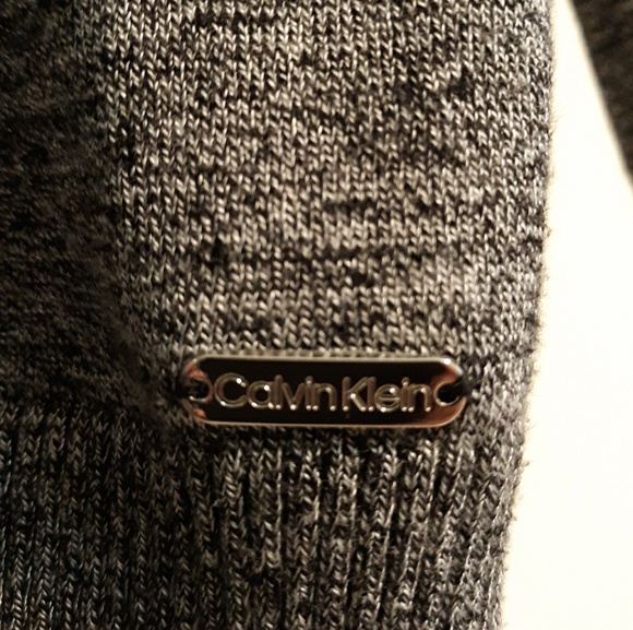CALVIN KLEIN SILKY GRAY TURTLENECK, XL - Picture 3 of 5